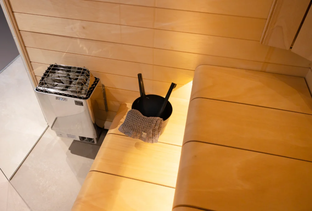 Harvia_KIP 80b distanced view with accessory